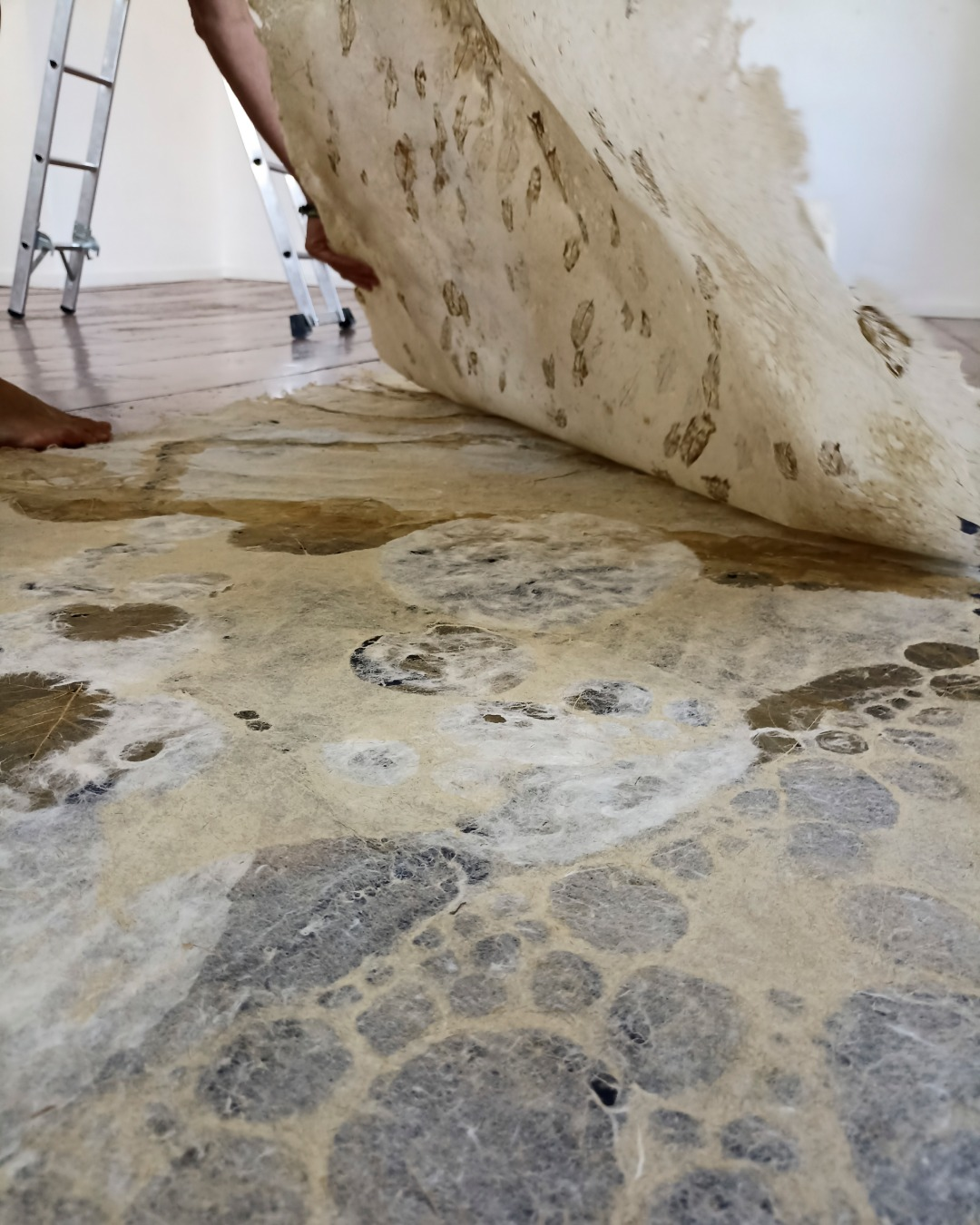 2022-expositions-1-Bernard Installation en fibres végétales d'Aïdée Bernard – vernissage Fibres d'ailleurs, Abbadiale Arras-en-Lavedan